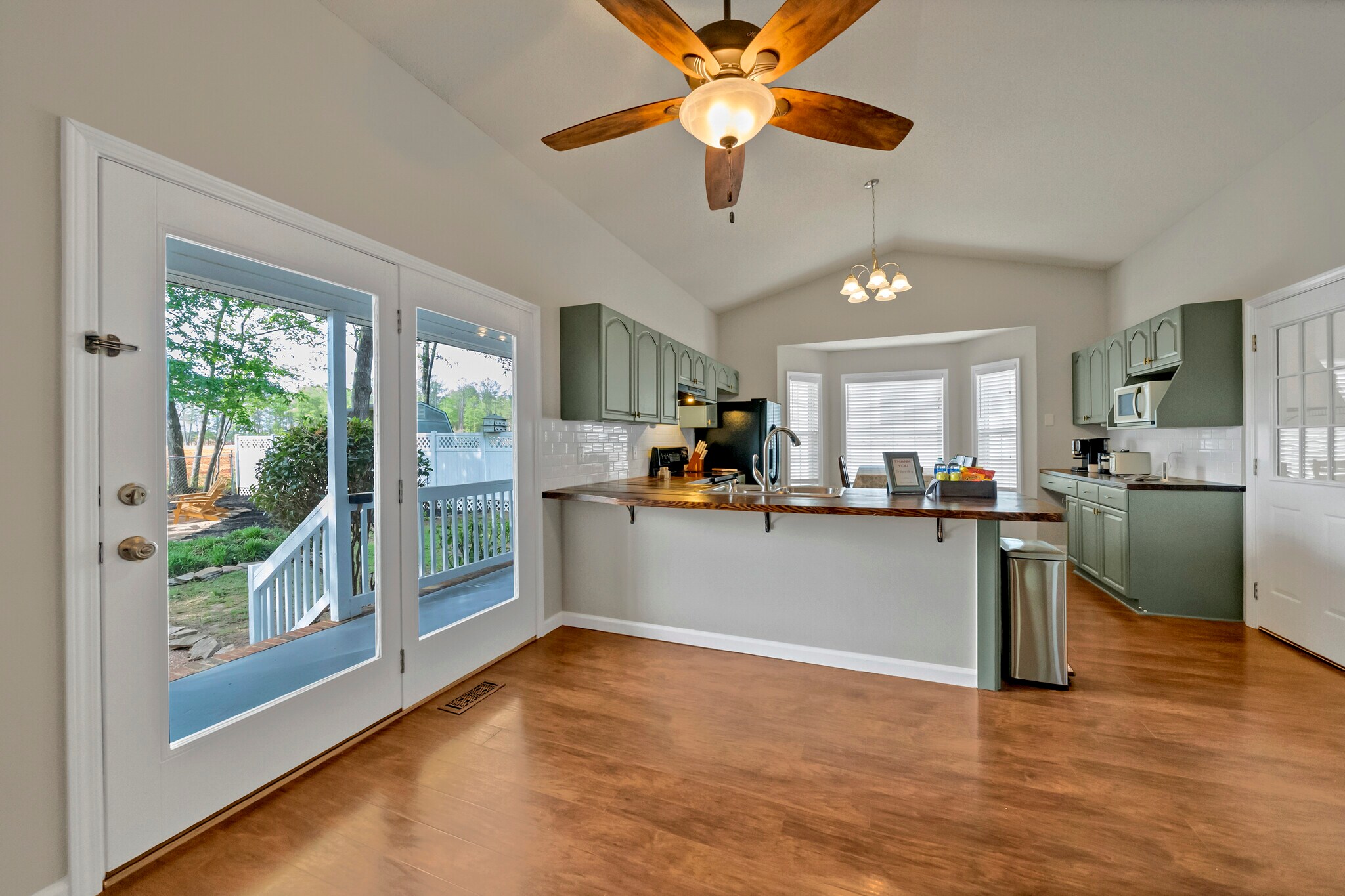 Building Photo - 345 Firebridge Dr