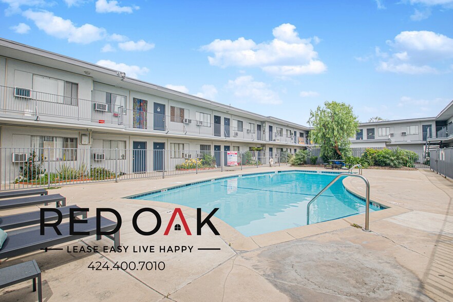 Building Photo - 1430 N Citrus Ave