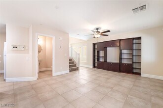 Building Photo - 175 Wicked Wedge Way