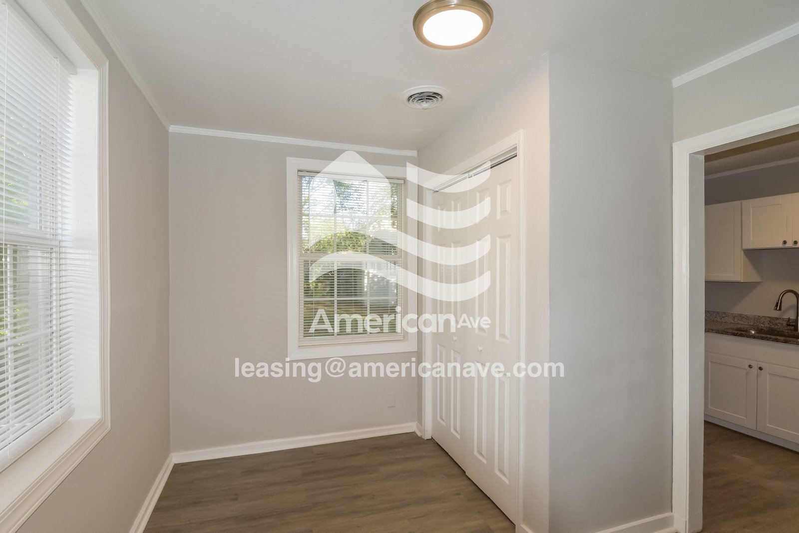 Building Photo - 211 Bradley Dr