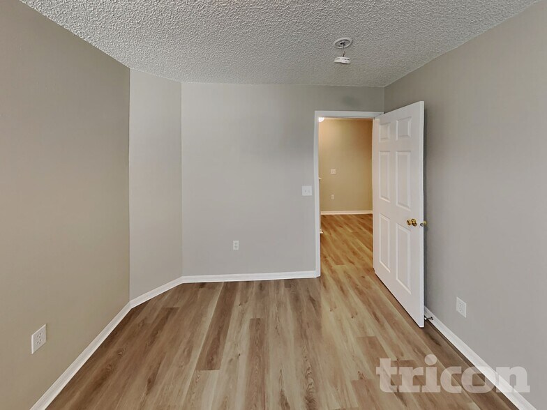 Building Photo - 5421 Dahlia Reserve Dr