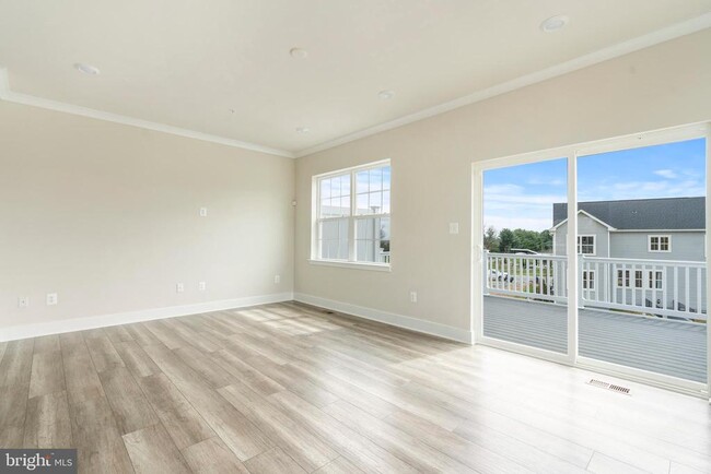 Building Photo - 1425 Clingmans Dome Dr