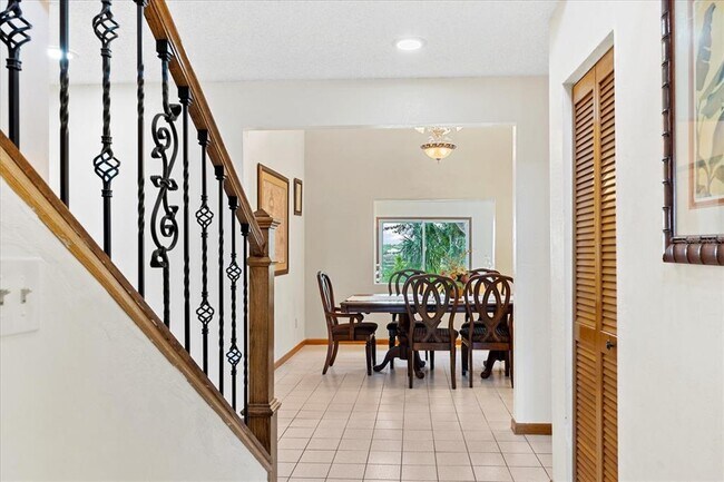 Building Photo - 41 Cochise Ct