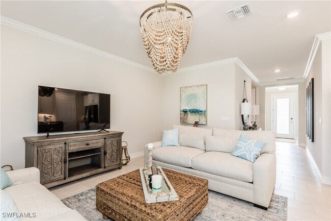 Building Photo - 267 Tamarindo Ln