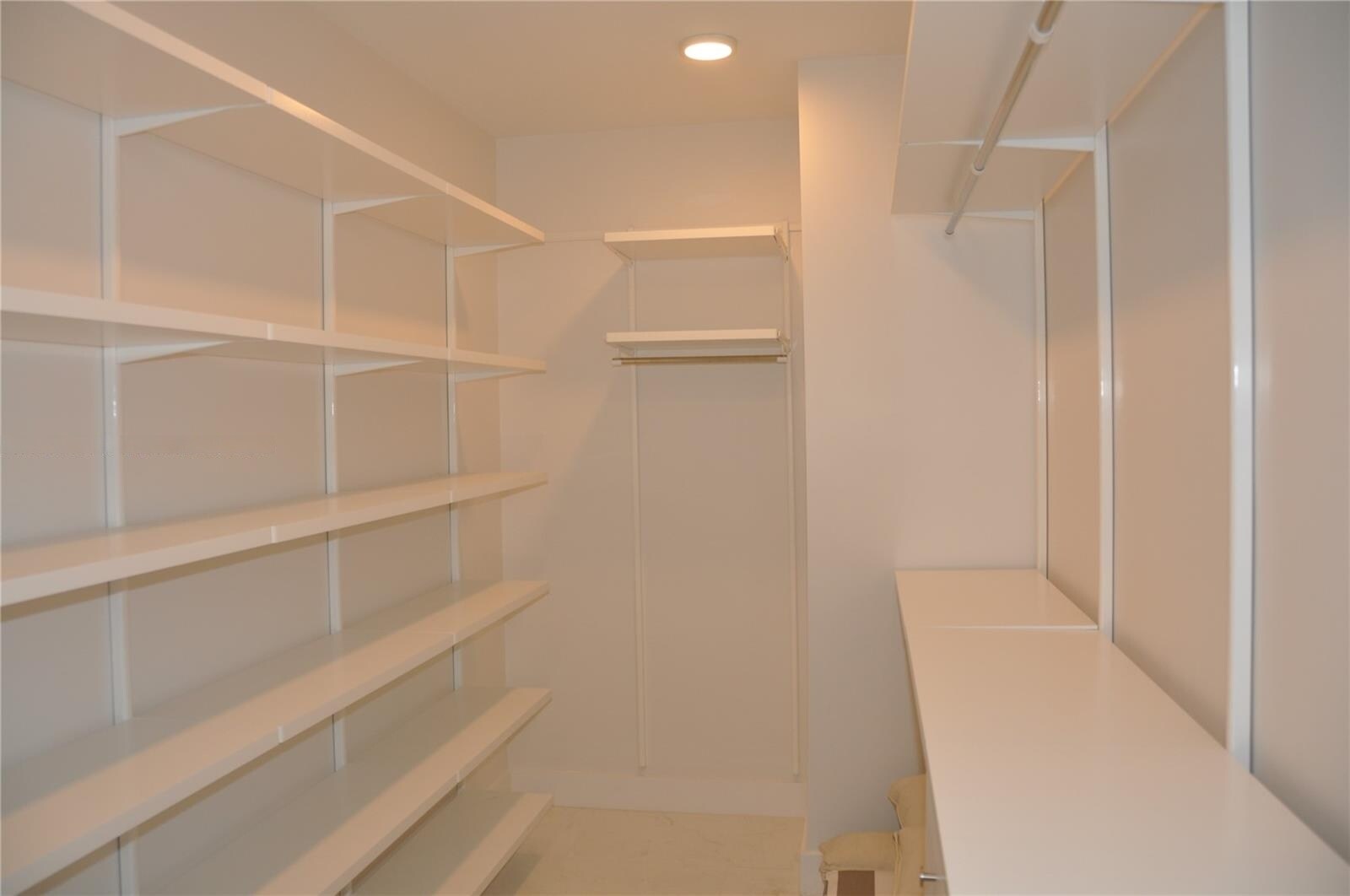 Building Photo - 275 Giralda Ave