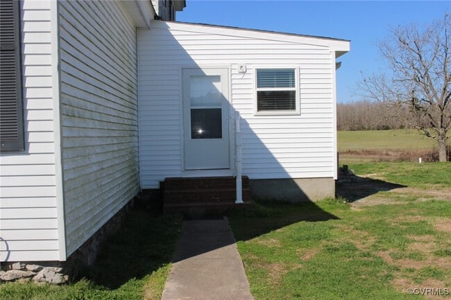 Building Photo - 17120 Nash Rd