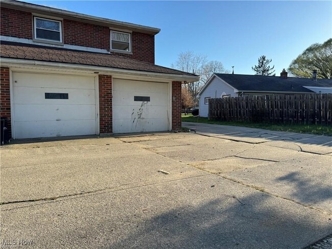 Building Photo - 8577 Fair Rd