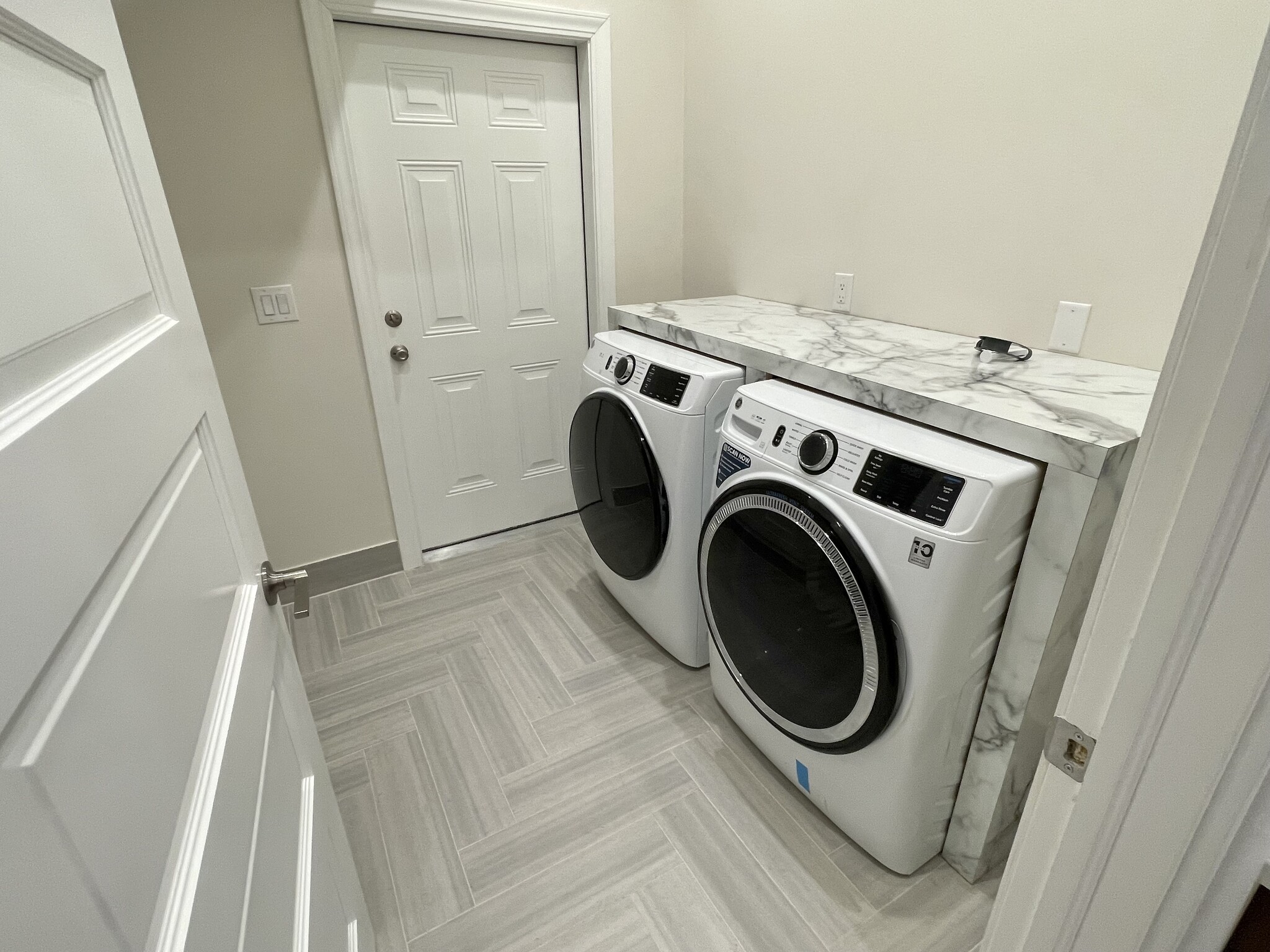 Laundry Room - 1132 S 3rd St