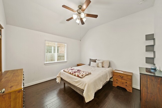 Building Photo - 7413 Woodward Springs Dr