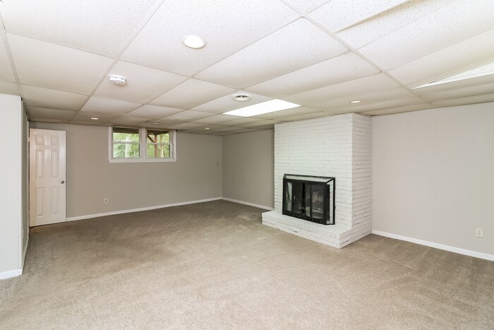 Building Photo - 4910 Old Briar Trail