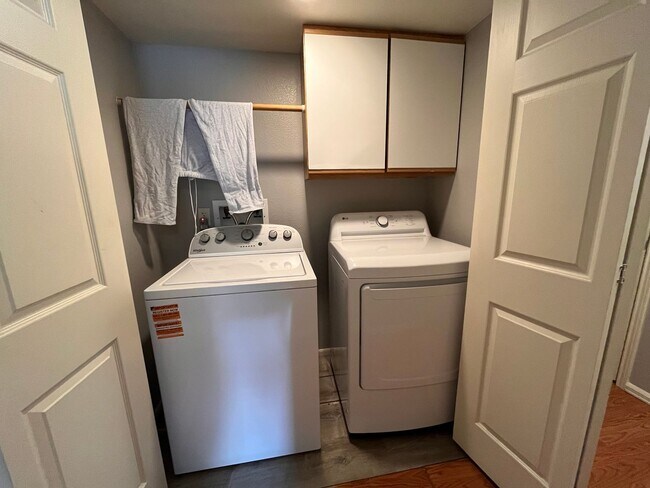 Building Photo - Beautiful Condo in Greeley