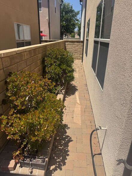 Building Photo - 21730 Candela Dr