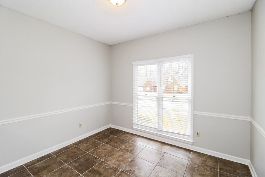 Building Photo - 8672 Beckenham Dr