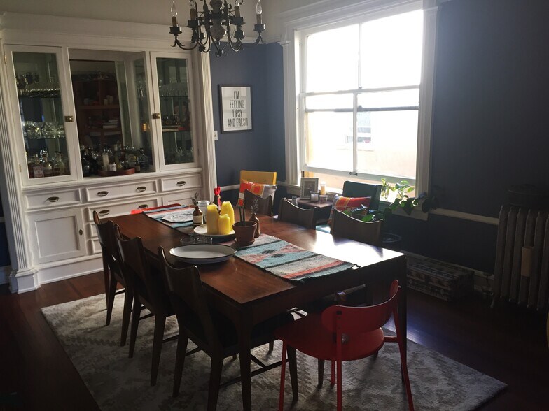 Dining room or additional living space with original builti-in - 1301 N Ogden St