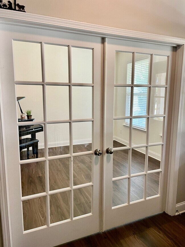 Building Photo - 30 Summit Point