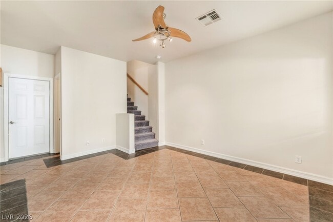 Building Photo - 1205 Dusty Creek St