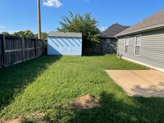 Building Photo - 5302 SW Monaco Ln