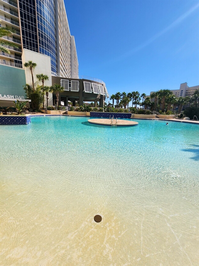 Building Photo - 102 Gulfside Ct