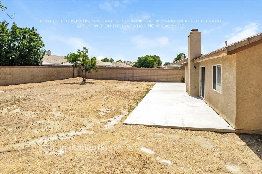 Building Photo - 6202 W Avenue J5