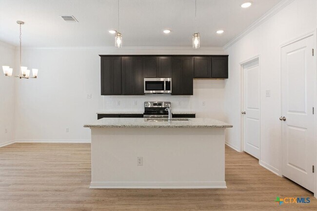Building Photo - 8615 Chena Rdg Dr