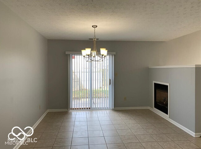 Building Photo - 684 Mountain Pine Dr