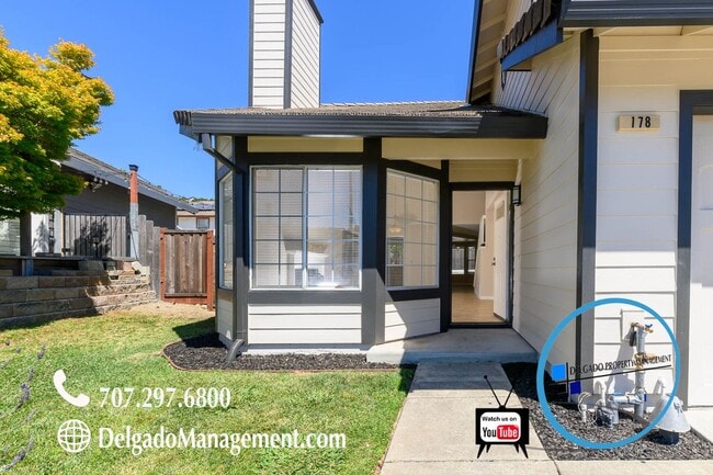 Primary Photo - Completely remodeled Glen Cove 5 bed home