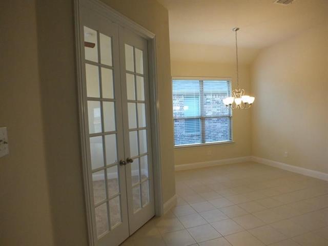 Building Photo - 620 Calliopsis St