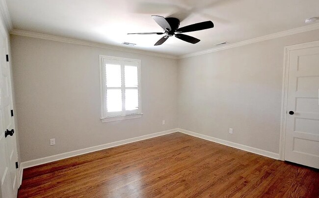 Bedroom 1 - 409 Jones Franklin Rd