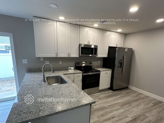 Building Photo - 5545 N Gibraltar St