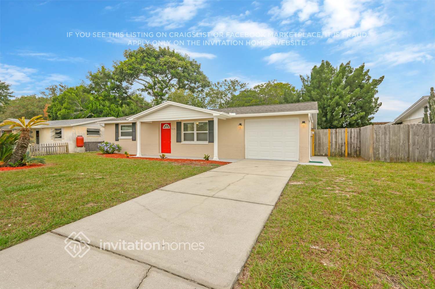 Building Photo - 5135 Kiwi Dr