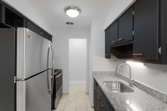 Building Photo - 6021 N Winthrop Ave