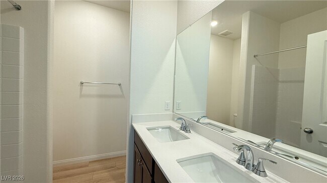 Building Photo - 12468 Kings Crk Pl