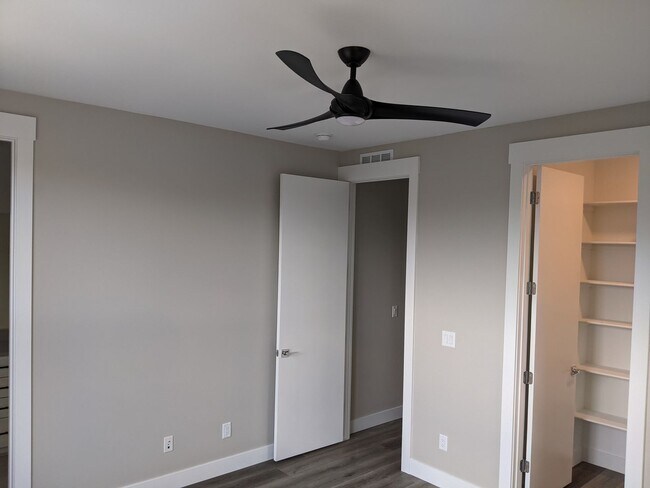 Building Photo - Modern 3-Bedroom Home in Prime Arvada Location
