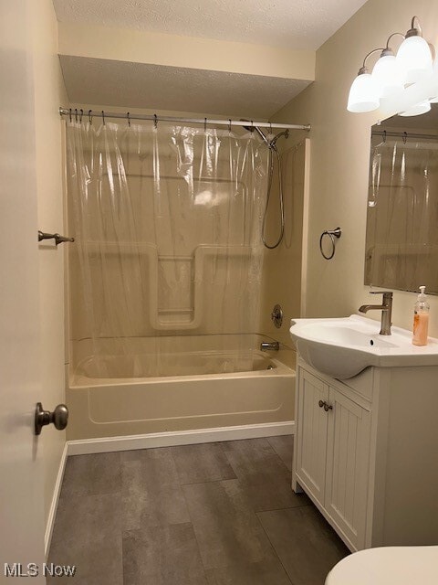 Building Photo - 121 Larchwood Dr