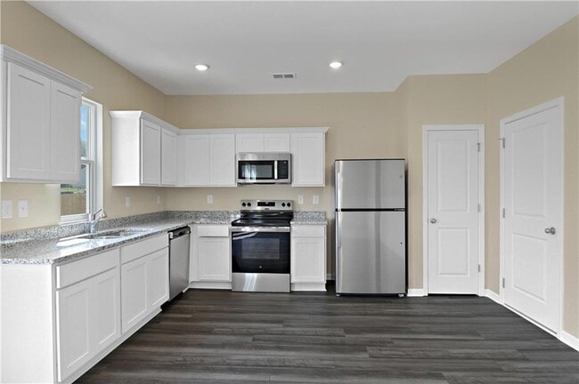 Building Photo - 7728 Sudbury Cir