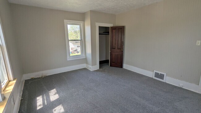 Building Photo - Charming 3-bedroom, 1-bath home in Canton