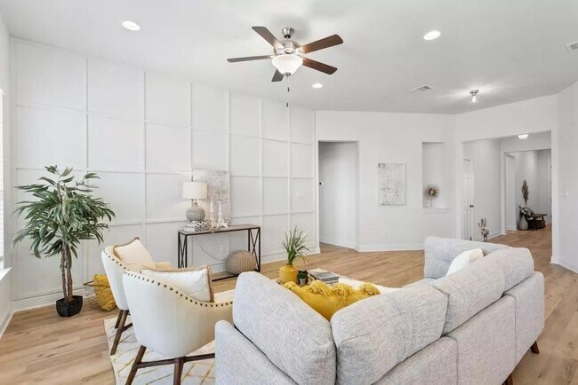 Building Photo - 20925 Akbash Ln