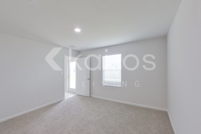 Building Photo - 14262 Ruffian Ave