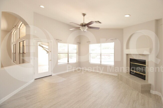 Building Photo - 22633 N Hance Blvd