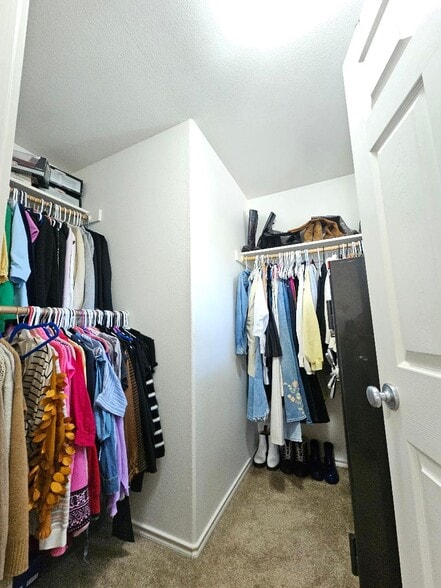 Building Photo - 16189 SW Holland Ln