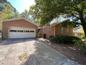 Building Photo - Southeast Columbia