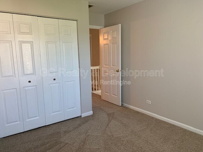 Building Photo - 5474 Ridge Crossing