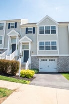 Building Photo - 635 Winding Ln