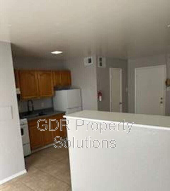 Building Photo - 401 14th St NW