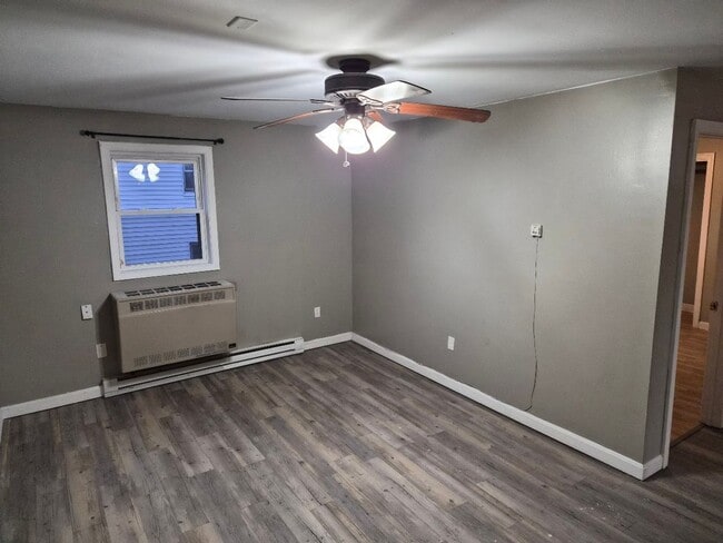 Building Photo - 159 Auburn St