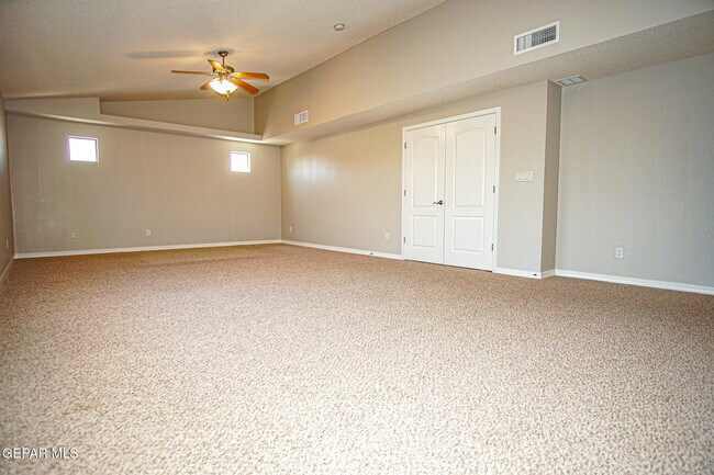 Building Photo - 12712 Tierra Karla Dr