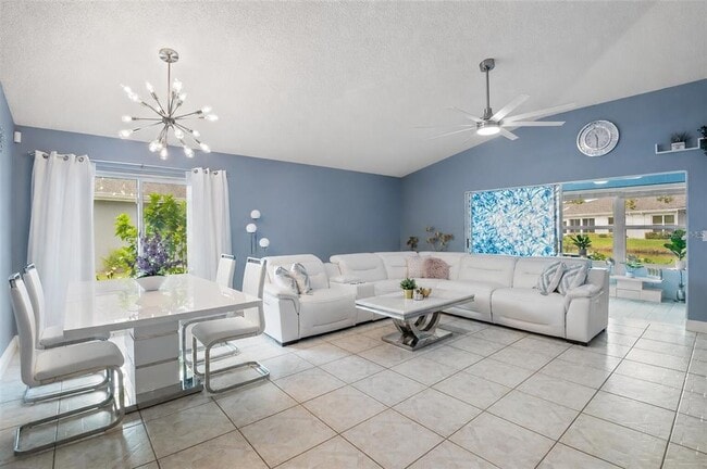 Building Photo - 713 Manchester Woods Dr