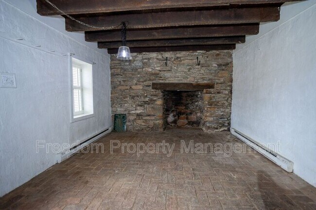 Building Photo - 8200 Buckland Mill Rd