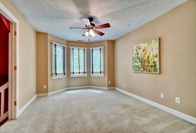 Building Photo - 1700 Jermyn Ln