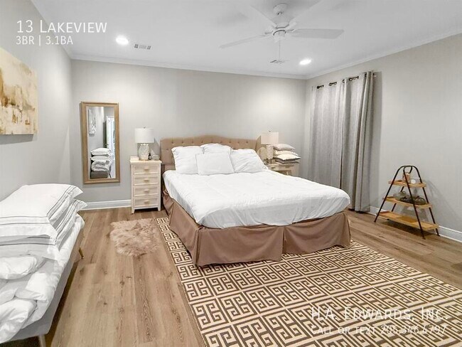 Building Photo - 13 Lakeview-